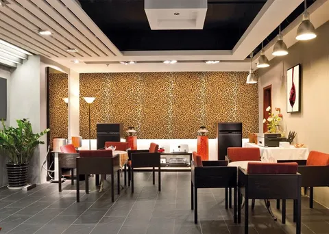 Vopsea decorativa pentru interior, efect JUNGLE: LEOPARDO, finisaj satinat