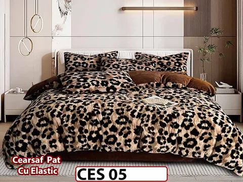 Lenjerie pentru pat dublu pufoasa din Blanita artificiala Tip Iepure din 6 piese - CES 05