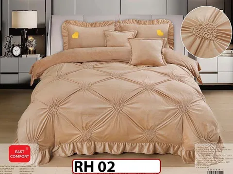 Lenjerie din catifea Brodata 6 piese cu Inimioare - RH02