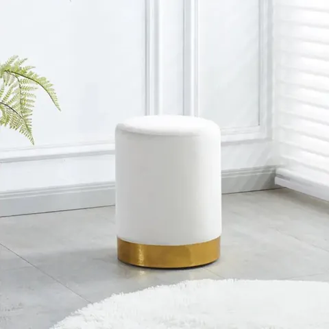 Taburet Noelle, design compact și versatil, tapițerie moale și bază stabilă, 32.5x43 cm, gri