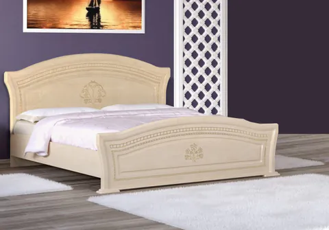 Pat mijloc Milano Mesteacan