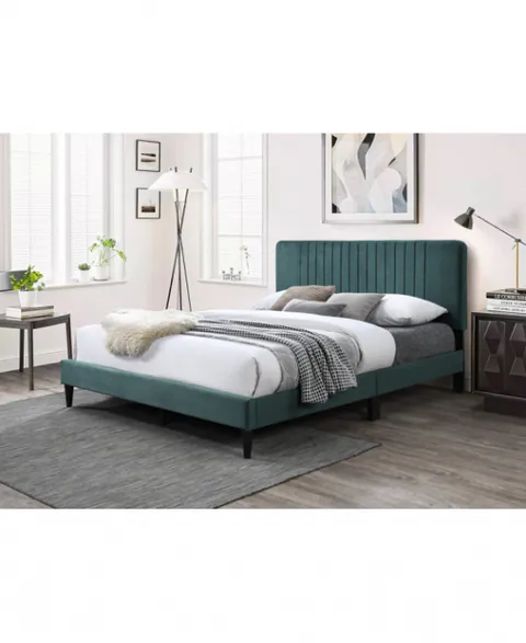 Pat Tapitat Emerald Cu Catifea Verde Cadru Din Lemn Cu Somiera Fixa 160x200 Cm