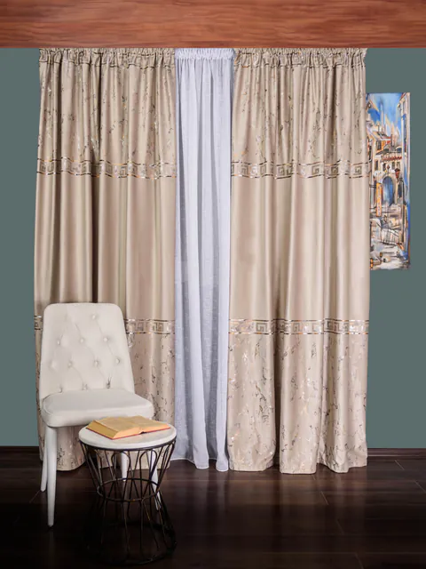 Draperie catifea bej cu model auriu