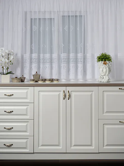 Perdea de pascani alba