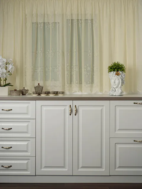 Perdea de Pascani,crem