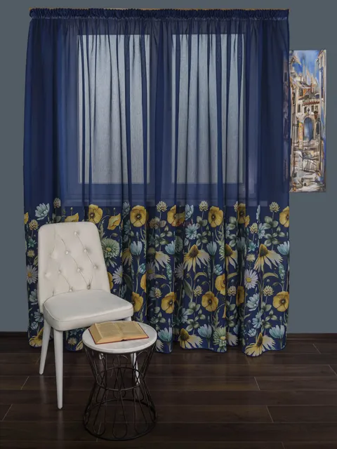 Perdea tip in albastru, flori multicolore