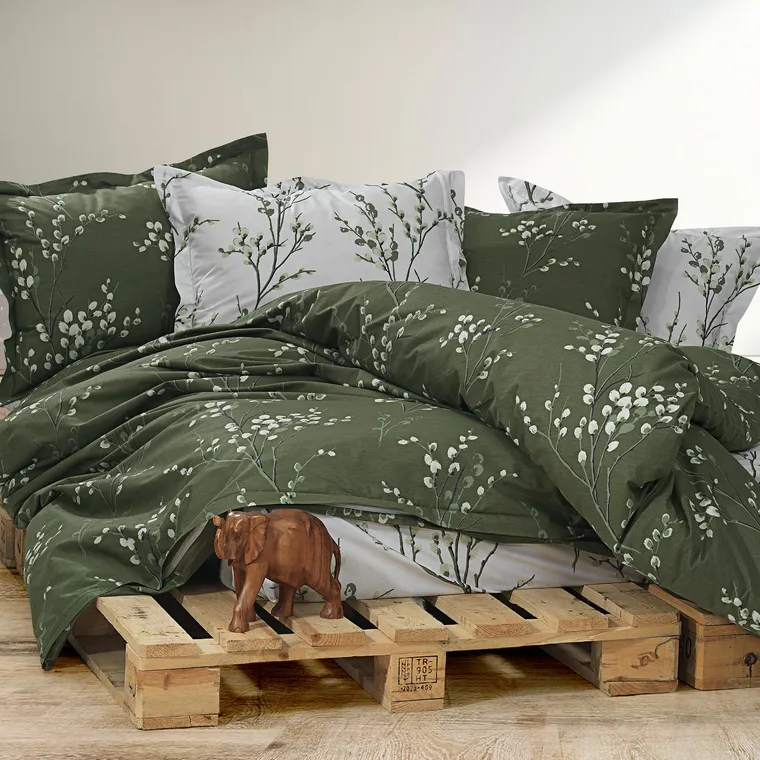 Lenjerie de pat 4 piese, Bumbac Ranforce, cearceaf pat clasic, cearceaf pilota 200x230, 2 fete perna 50x70, 2 fete perna 70x70, RNFN 254