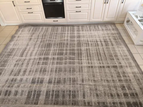 COVOR DIN LANA FELOR 300X400 CM