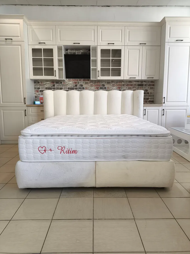 PAT MATRIMONIAL PARMA 160X200CM PERSONALIZABIL PE CULORI SI DIMENSIUNI saltea inclusa