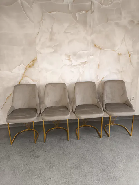 SET 4 SCAUNE MADISON DISPONIBIL UN SET