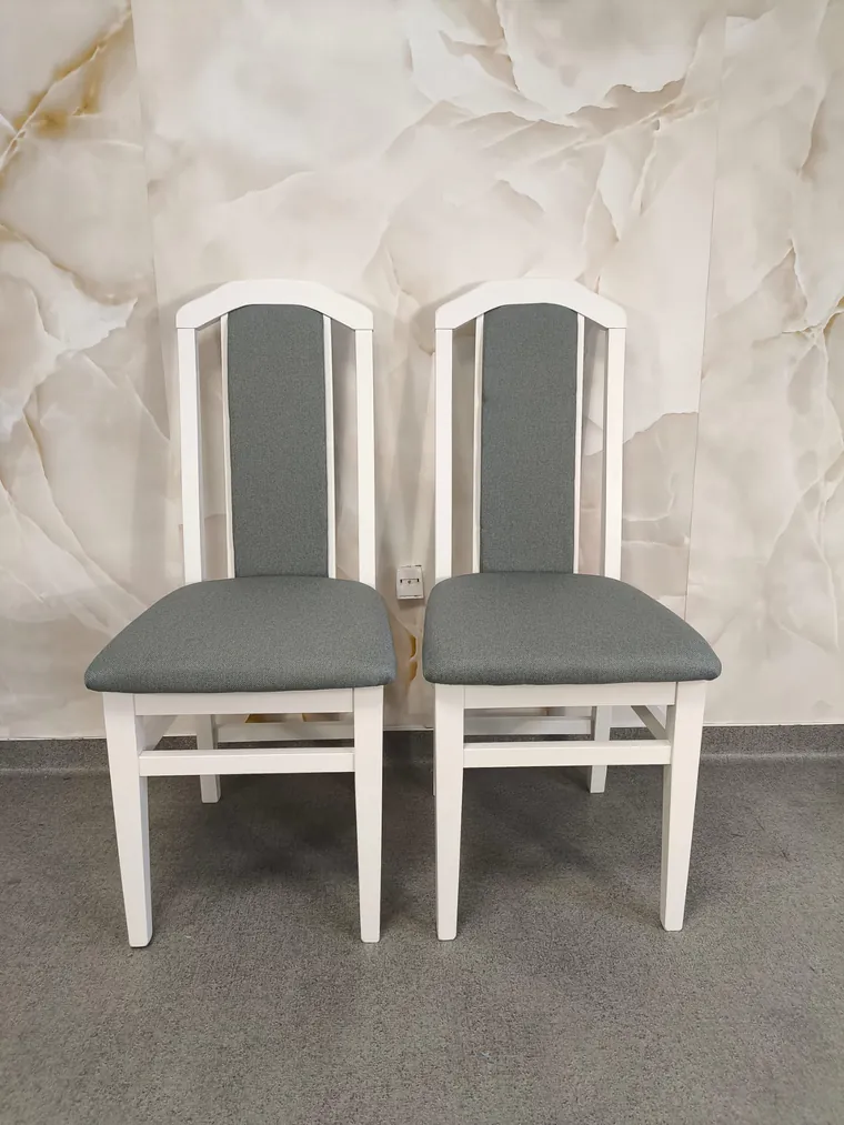 SET 2 SCAUNE NR 39 DISPONIBIL UN SET