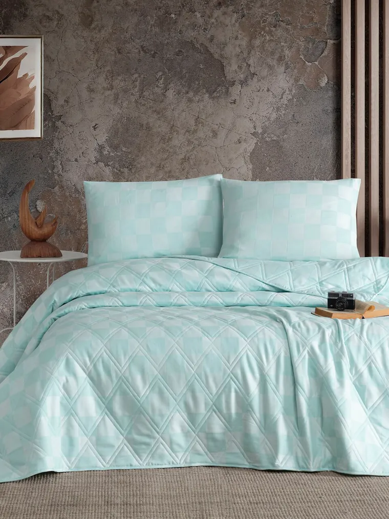 Cuvertura matlasata dubla, L'essentiel Maison, Kareli Saten, Amestec bumbac, Verde menta