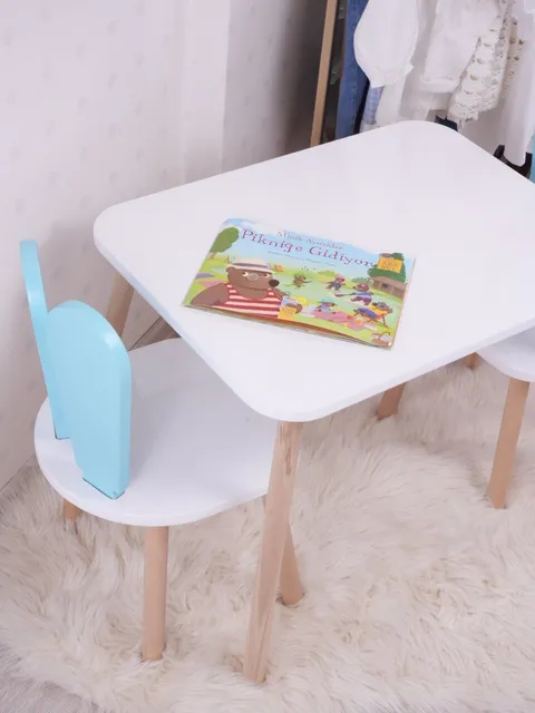 Set masa si scaun pentru copii, Hanah Home, Bunny One Chair Set, Albastru bebeluș / Alb