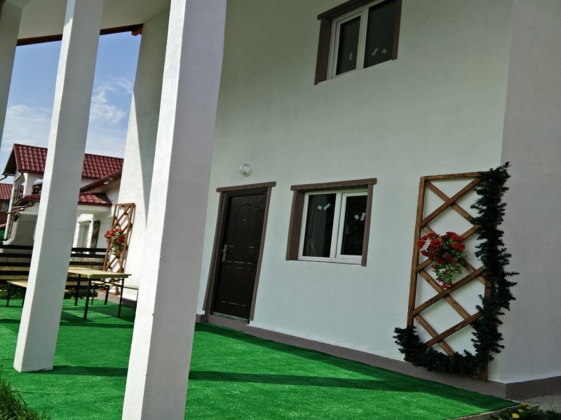 Vila intr-un peisaj superb in Prahova 49500 euro