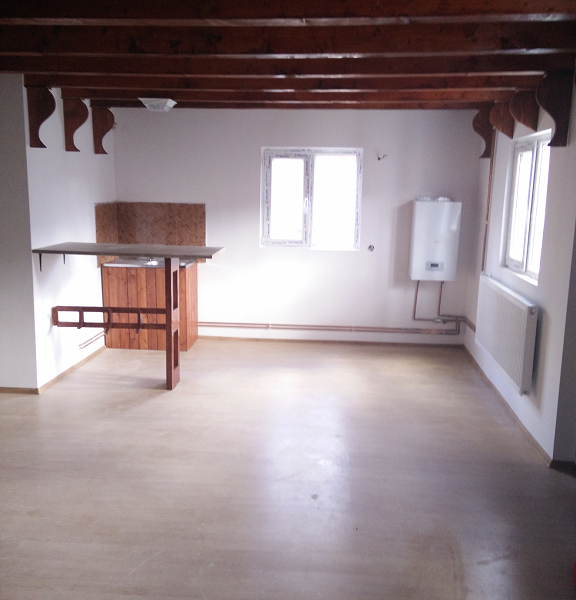 Vila intr-un peisaj superb in Prahova 49500 euro