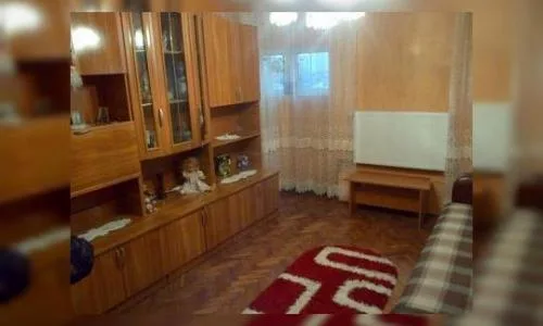 Vand URGENT ap 4camere,zona Mosilor-Obor.
