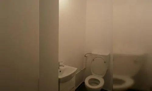 Proprietar vand apartament 3 camere,Rahova-Sebastian,finisaje superioare