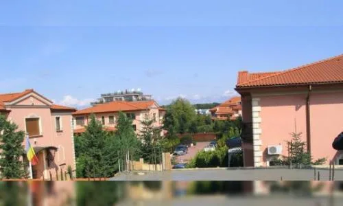 Vila - Locatie DEOSEBITA Baneasa ( Pipera ) - Iancu Nicolae