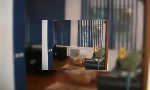 Proprietar Ofer spre INCHIRIERE Apartament 2 camere lux, central - la pret de criza!!