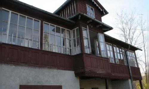 Casa traditionala in zona de deal, Cosmina de Sus, PH