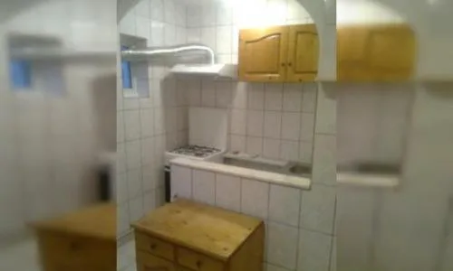 Particular, inchiriez ap. 2 cam. spatiu generos 65 mp., 2/4 mobilat, utilat modern.