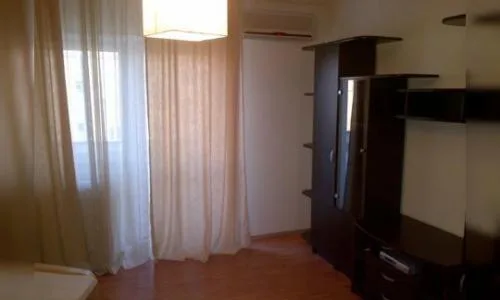 PROPRIETAR, INCHIRIEZ GARSONIERA IN ZONA LACUL TEI
