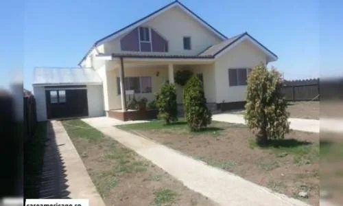 Casa pe structura de lemn la cheie