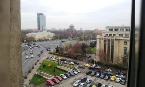 INCHIRIERE APARTAMENT 3 CAMERE PIATA VICTORIEI