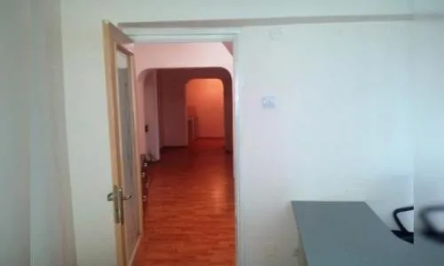 INCHIRIERE APARTAMENT 3 CAMERE PIATA VICTORIEI