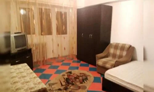 Particular, 3 camere, Obregia stradal cu loc de parcare