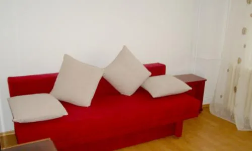 Inchiriez apartament cu 3 cam Piata Victoriei
