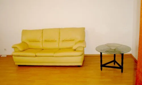 Inchiriez apartament cu 3 cam Piata Victoriei