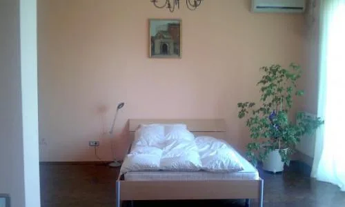 Ofer spre inchiriere apartament 2 camere la Universitate