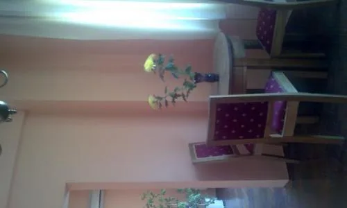 Ofer spre inchiriere apartament 2 camere la Universitate