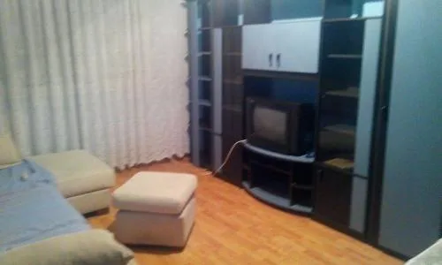 Proprietar inchiriaza apartament 3 camere semidecomandat MILITARI