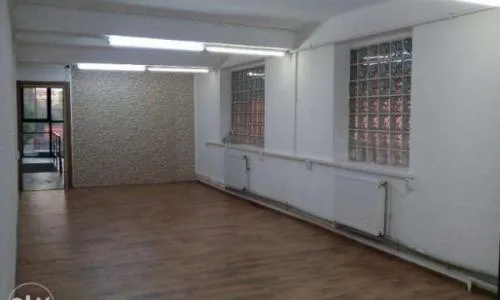 inchiriez SPATIU 75 mp ET 1 VILA deschidere bul .energeticienilor -pretabil BIROURI-CABINET STOMATOLOGIC -CROITORIE -COAFOR -mici ATELIERE-tel-0769182538