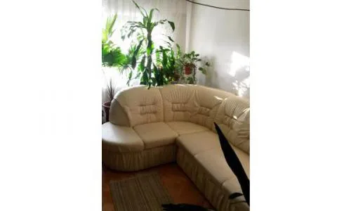 proprietar inchiriez apartament cu 4 camere in Oradea, zona Rogerius, str. Sovata.