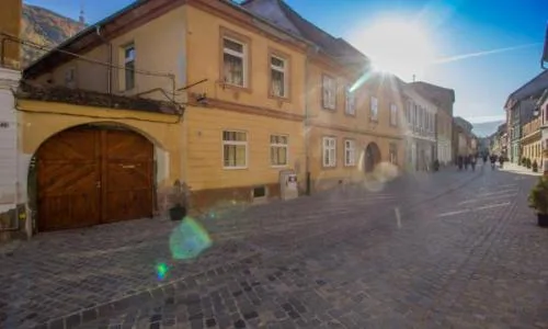 Imobil luminos cu mica gradina, Centrul Istoric, Brasov