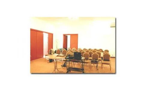 Hotel 3 stele, Parter + 4 etaje in Constanta