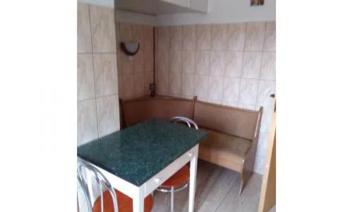 Particular inchiriez apartament decomandat Dorobanti Perla ASE