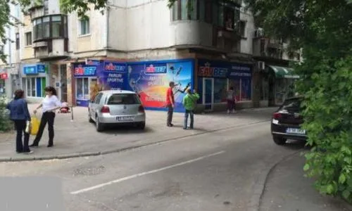 Proprietar - Spatiu Comercial Militari 80 mp Apusului 32 - Colt! Super vad! 2 vitrine; 2 usi Bucuresti, Sector 6, zona MilitariStrada Apusului 32 Bloc N 27