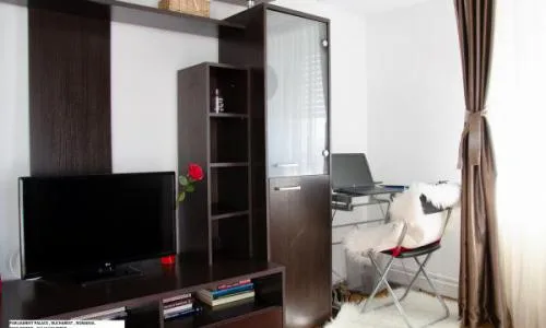 Direct proprietar - Apartament 2 camere Unirii -Palatul Parlamentului .