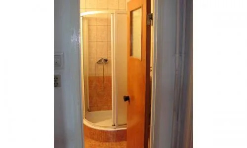 Proprietar (mostenitor) vand apartament 2 camere, et. 3, Ferdinand - Avrig, bloc solid 1981, reabilitat 2016