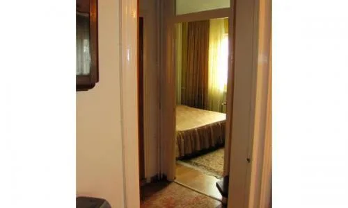 Proprietar (mostenitor) vand apartament 2 camere, et. 3, Ferdinand - Avrig, bloc solid 1981, reabilitat 2016