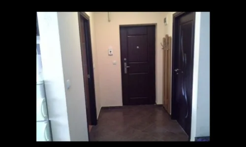 Caut colega de ap 2 cam intrari separate, mobila noua. 85 euro/cam