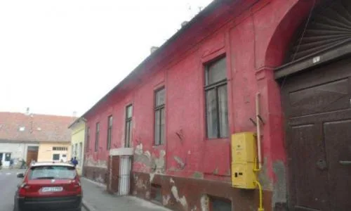 Vand spatiu comercial Central