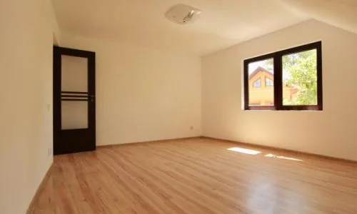 Casa de Vanzare in Busteni zona Poiana Tapului