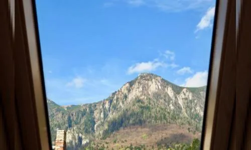 Casa de Vanzare in Busteni zona Poiana Tapului