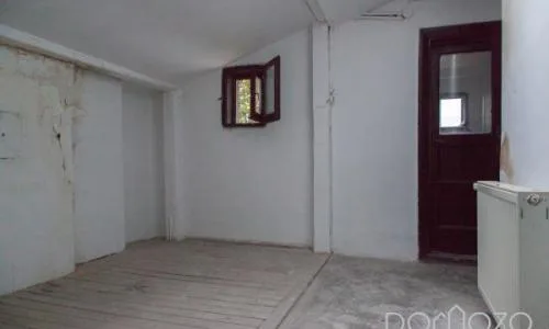 Proprietar apartament in vila ,zona Domenii ,3 camere