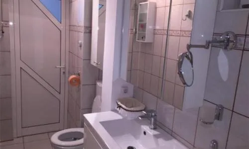 Vand apartament cu 3 camere in Blaj, mobilat si utilat modern